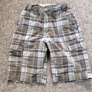 Old Navy Size 8, Boy, plaid cargo short, EUC